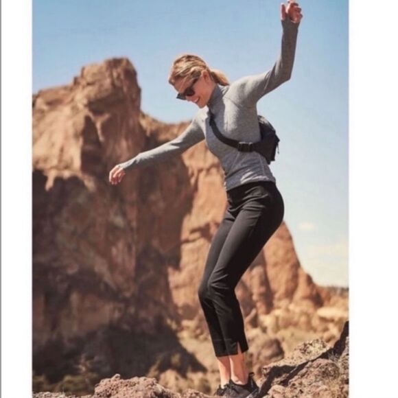 Athleta Wander Slim Pants in Black Slacks Trousers #353450 Size 6 - Picture 3 of 10